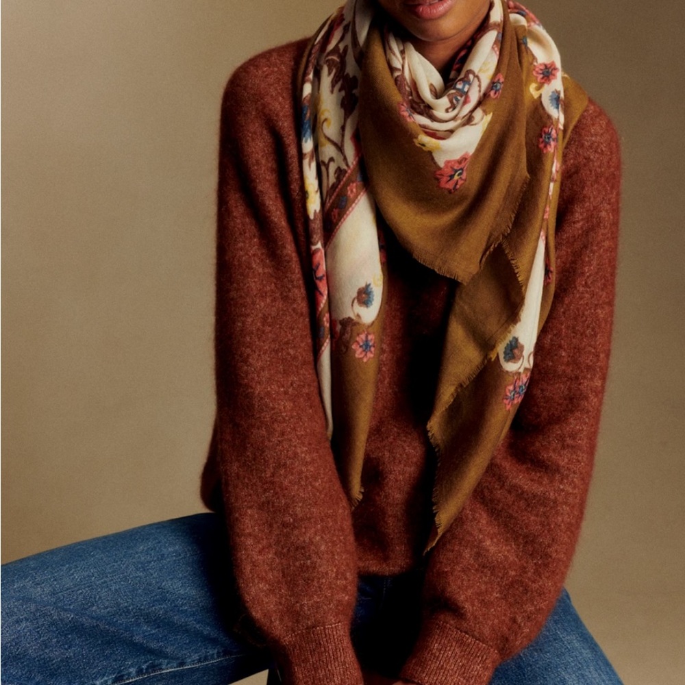 NWOT Sézane Floral Scarf in Brown and Cream